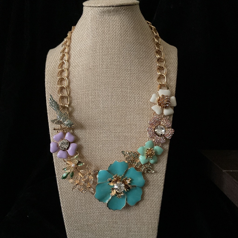 Joan Rivers Bluebird and Flowers, Necklace, Limited Edition. Made by Ciner - Picture 5 of 6